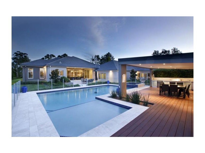 106 Tuckwell Rd, Castle Hill NSW 2154