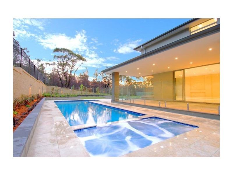 106 Tuckwell Rd, Castle Hill NSW 2154