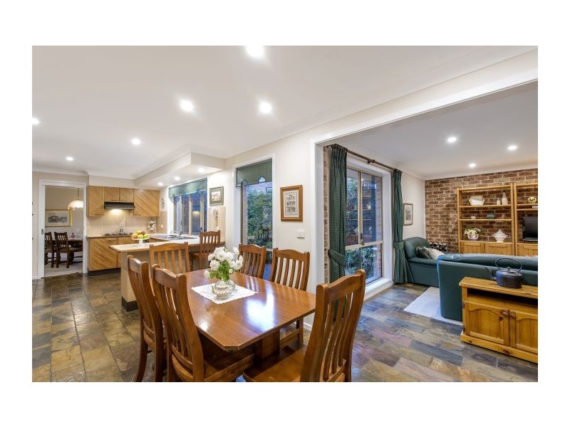 6 Valley Glen, West Pennant Hills NSW 2125