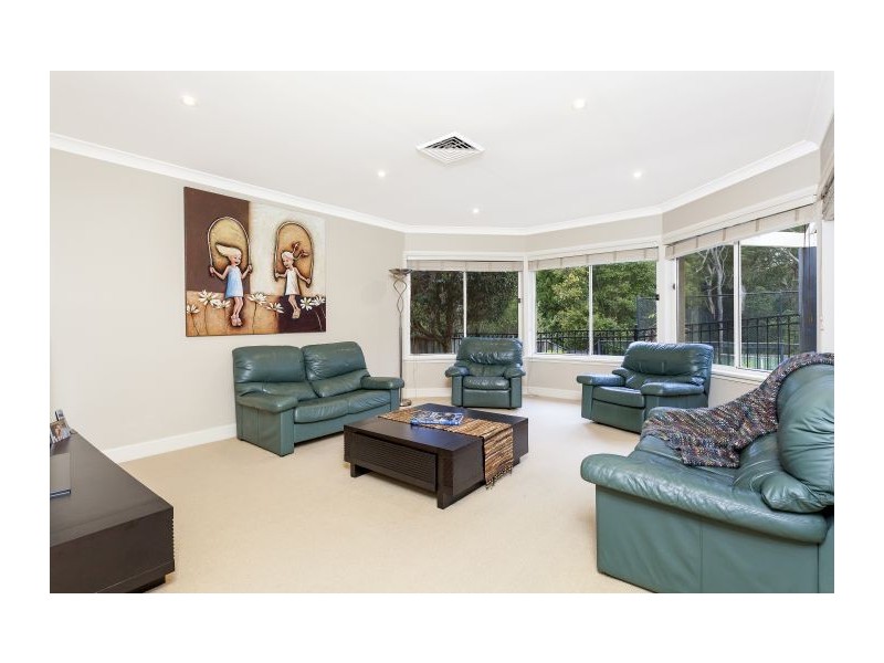 15 Kambah Place, West Pennant Hills NSW 2125