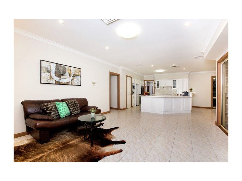 16 Coonara Avenue, West Pennant Hills NSW 2125