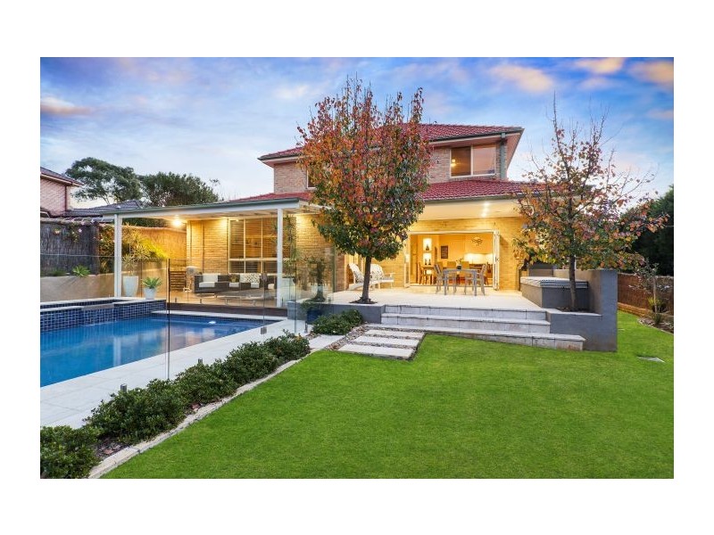 6a Governor Phillip Place, West Pennant Hills NSW 2125