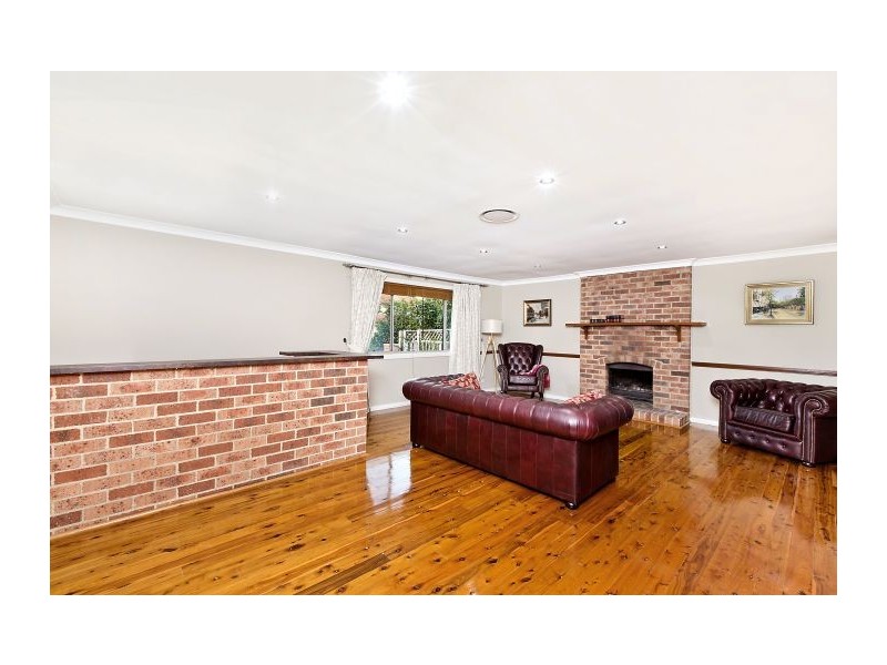 6 Sanctuary Point Road, West Pennant Hills NSW 2125