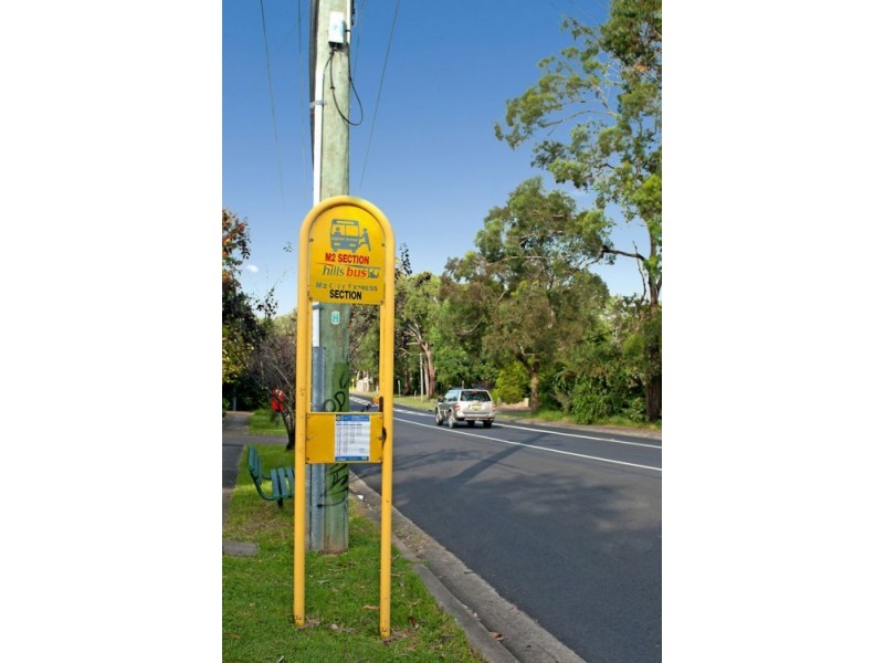 35 Cumberland Avenue, Castle Hill NSW 2154