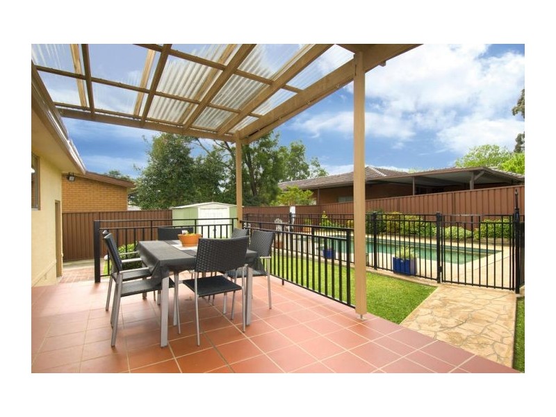 18 Southleigh Avenue, Castle Hill NSW 2154