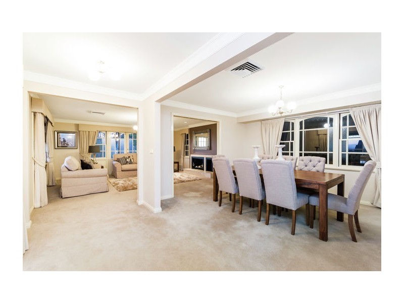 3 Plympton Way, Glenhaven NSW 2156