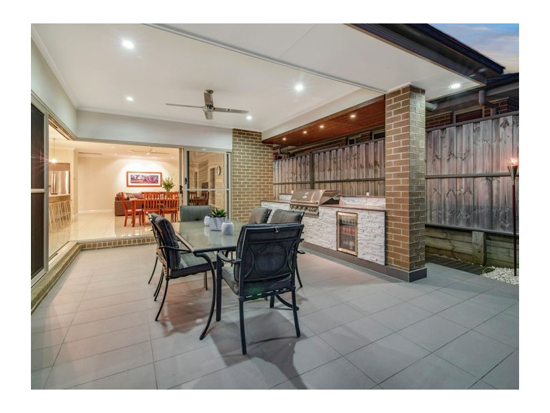 44 Hadley Circuit, Beaumont Hills NSW 2155
