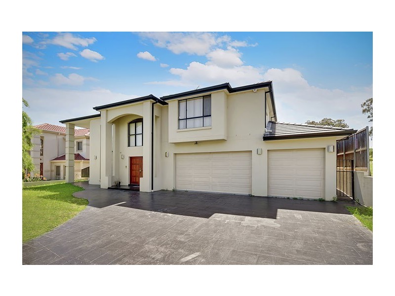 13 Pipersbrook Crescent, Bella Vista NSW 2153