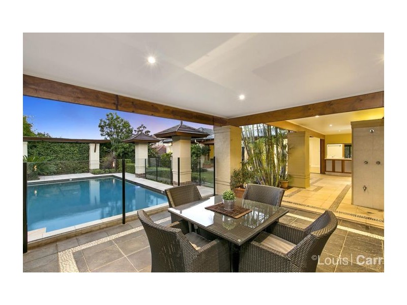 8 Kingscott Pl, Castle Hill NSW 2154