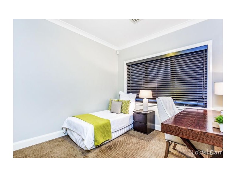 8 Kingscott Pl, Castle Hill NSW 2154