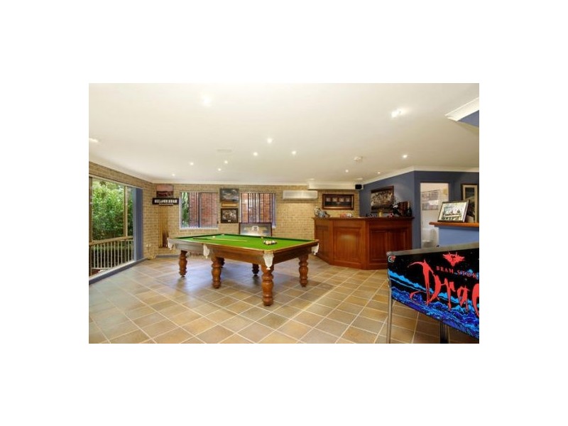 19 Pioneer Place, Castle Hill NSW 2154