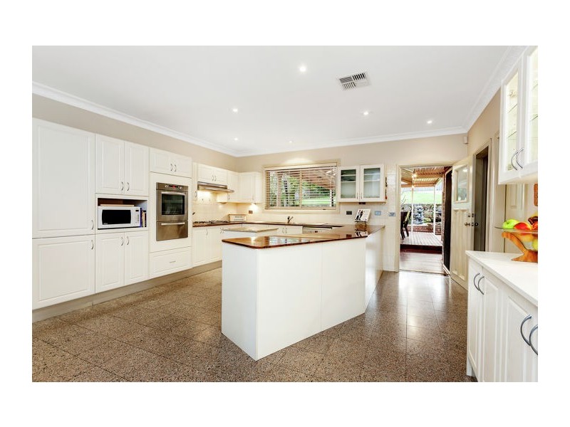44 Appletree Drive, Cherrybrook NSW 2126