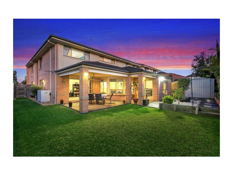 32 Rebellion Circuit, Beaumont Hills NSW 2155