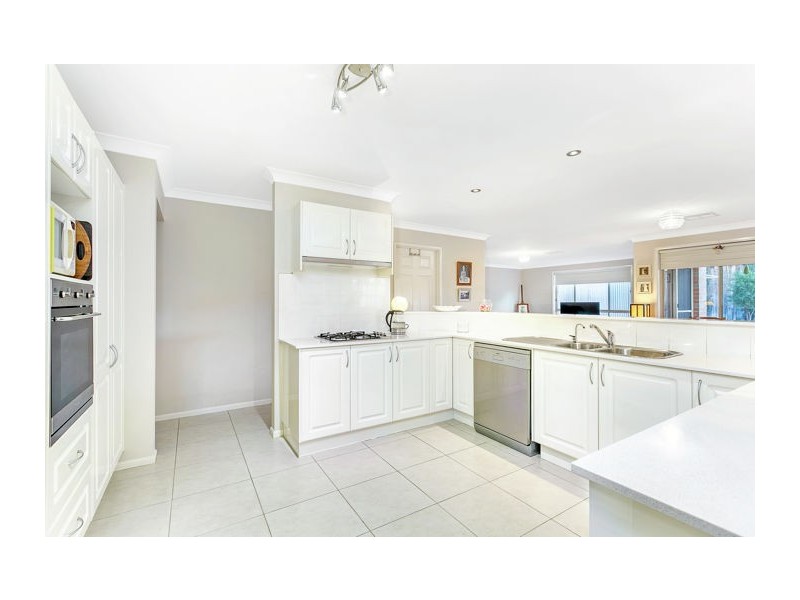 32 Rebellion Circuit, Beaumont Hills NSW 2155