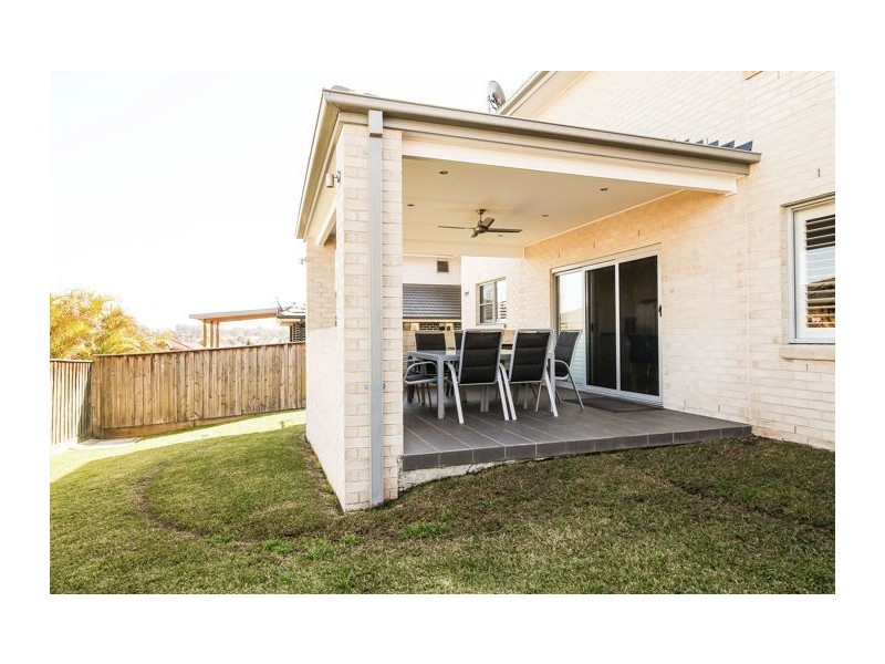 32 Chessington Tce, Beaumont Hills NSW 2155