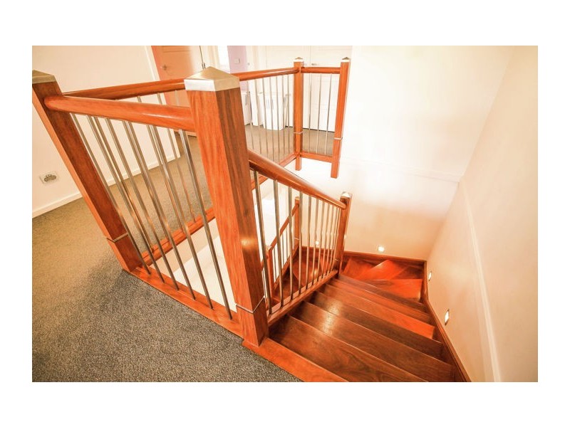 32 Chessington Tce, Beaumont Hills NSW 2155