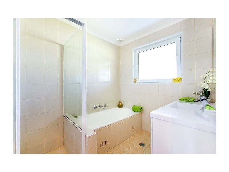 13 Leigh Place, West Pennant Hills NSW 2125