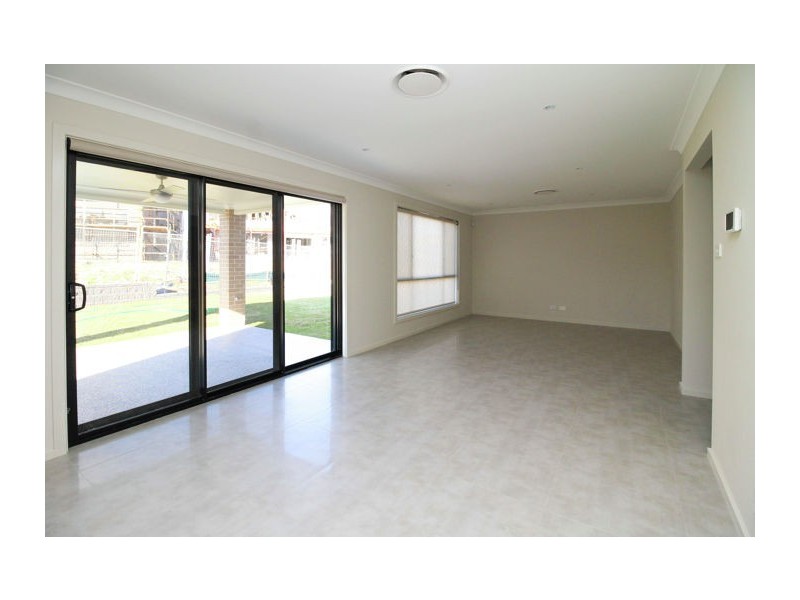 47 Mapleton Avenue, Kellyville NSW 2155