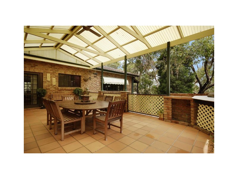 11 Adam Pl, Glenhaven NSW 2156