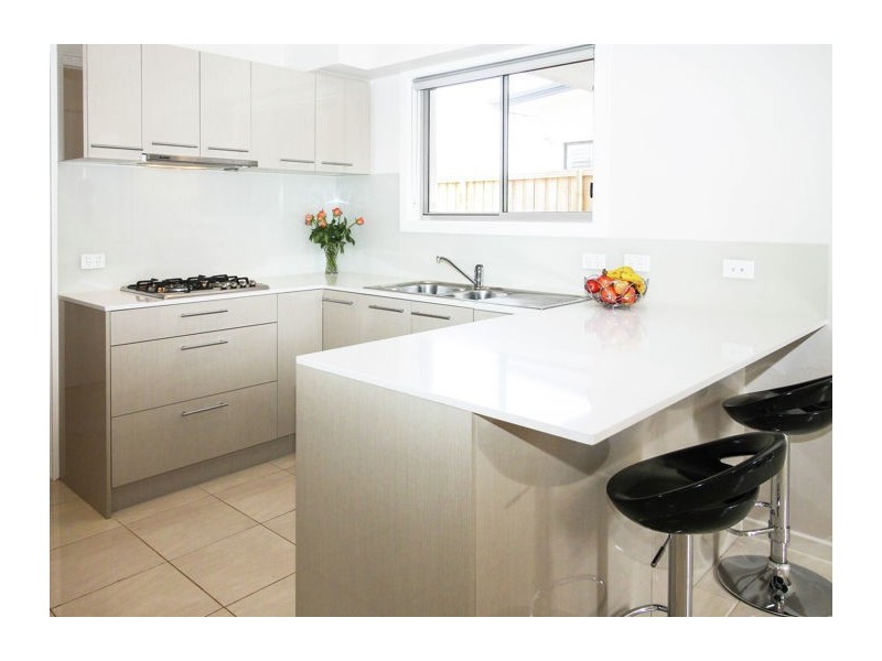 21 Mapleton Avenue, Kellyville NSW 2155