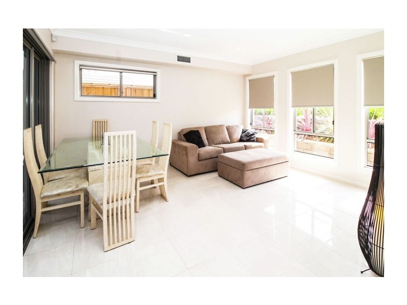 21 Mapleton Avenue, Kellyville NSW 2155