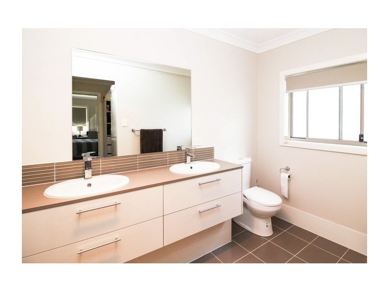 21 Mapleton Avenue, Kellyville NSW 2155