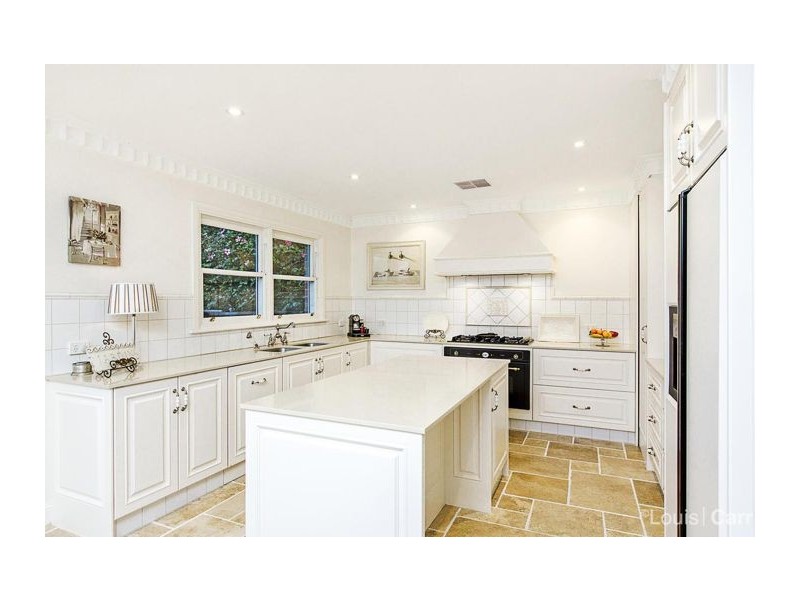 8 Hunter Place, Castle Hill NSW 2154