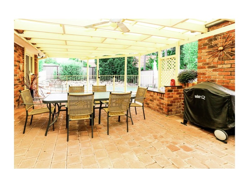 91 Gilbert Rd, Castle Hill NSW 2154