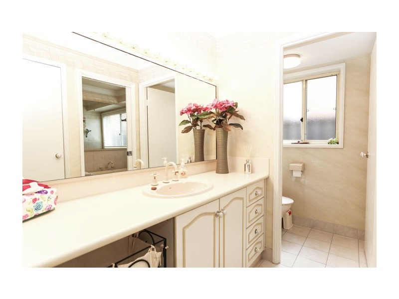 91 Gilbert Rd, Castle Hill NSW 2154