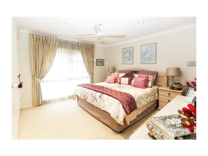 91 Gilbert Rd, Castle Hill NSW 2154