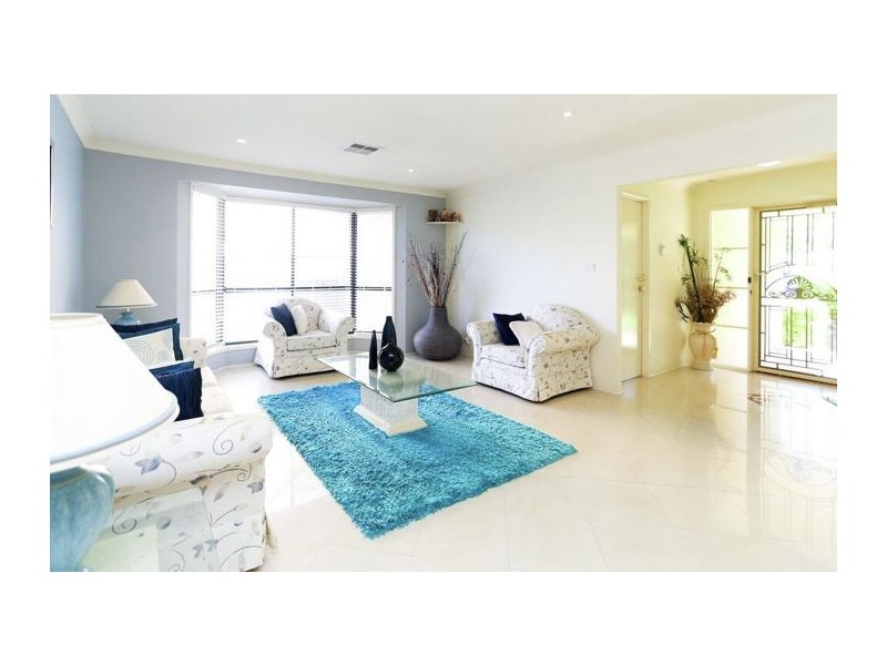 9 Greyfriar Place, Kellyville NSW 2155