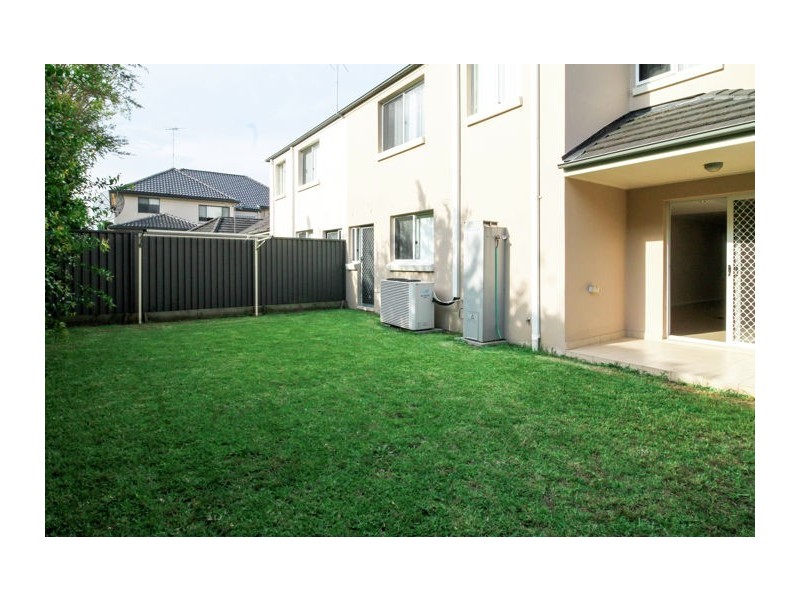 100 Harrington Avenue, Castle Hill NSW 2154