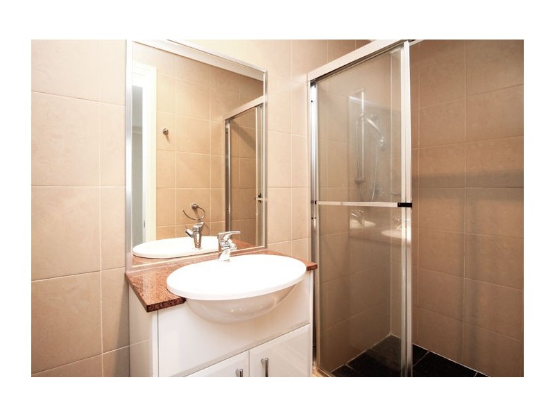 100 Harrington Avenue, Castle Hill NSW 2154