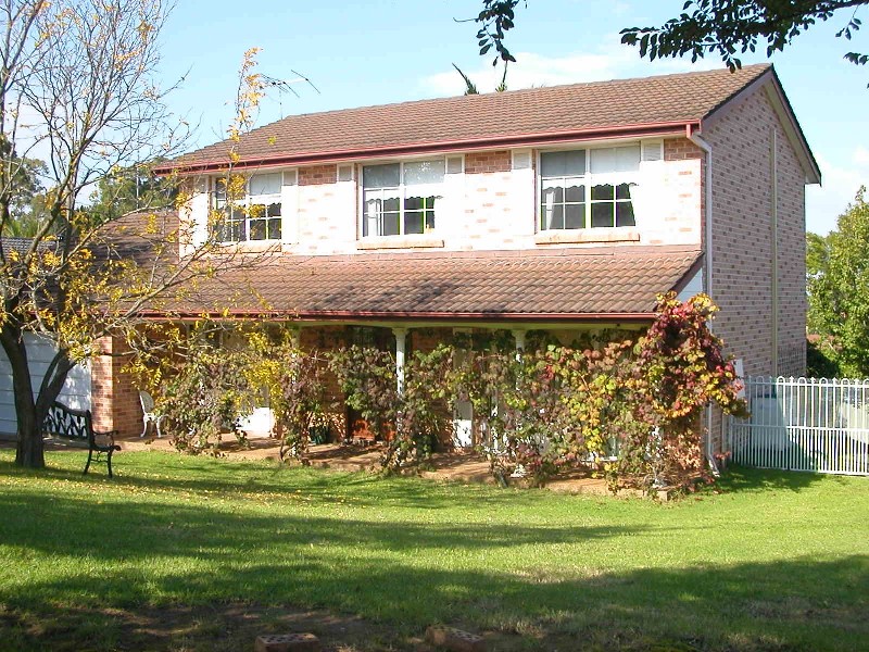 8 Natalie Crt, Glenhaven NSW 2156