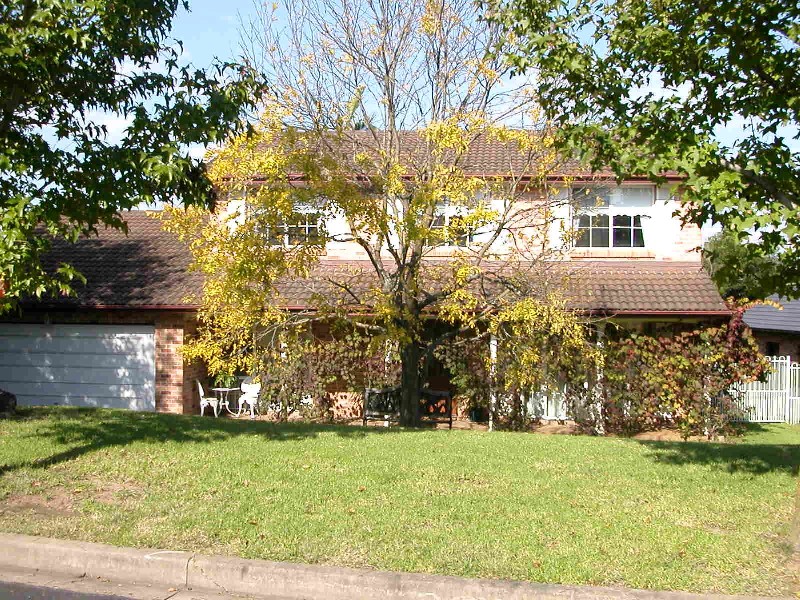 8 Natalie Crt, Glenhaven NSW 2156