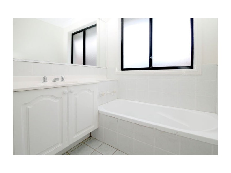 18 Fenwick Close, Kellyville NSW 2155