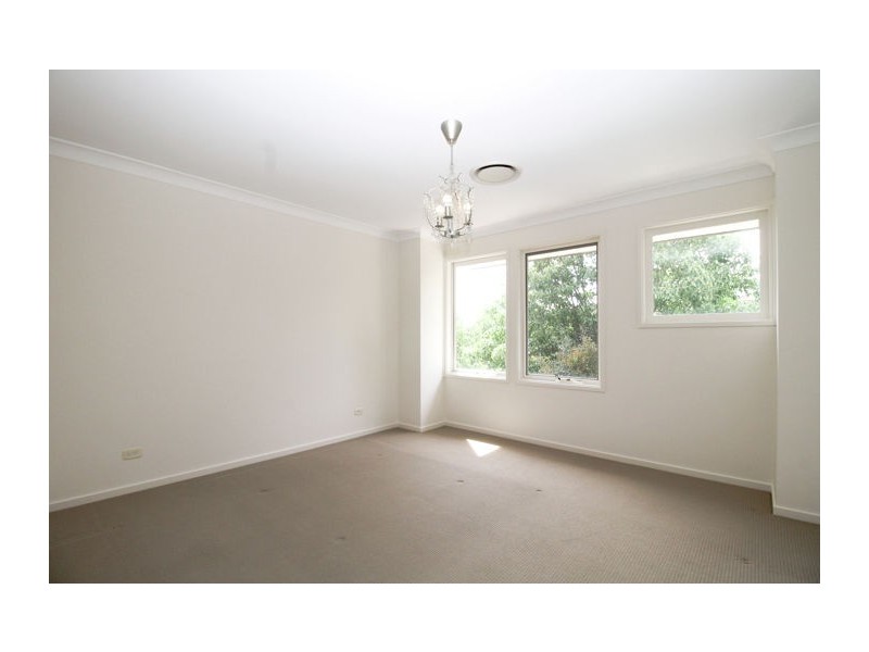 36 Benson Road, Beaumont Hills NSW 2155