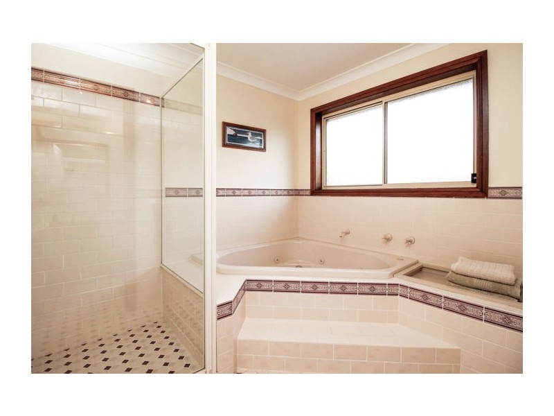 11 Radford Place, Castle Hill NSW 2154