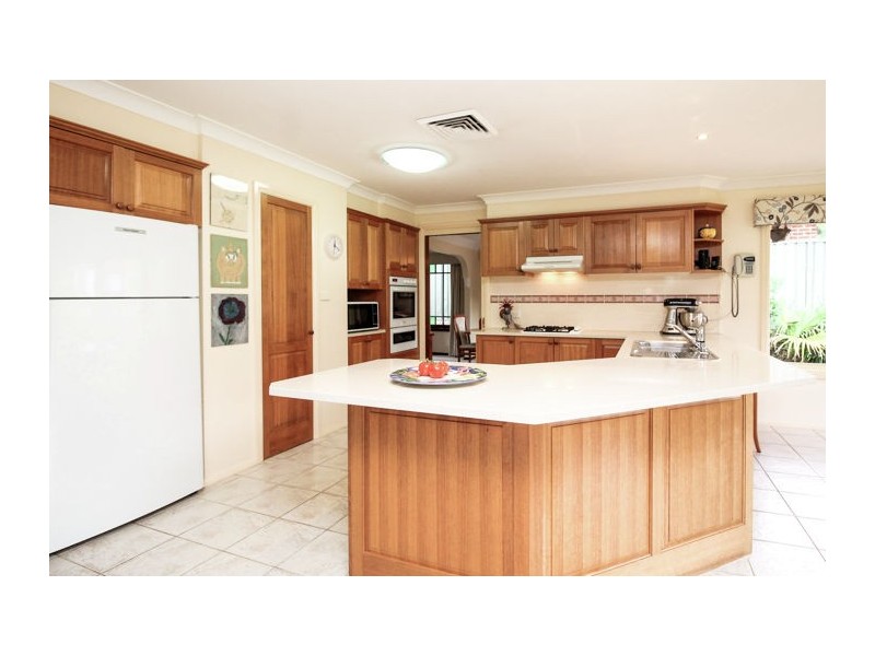 11 Radford Place, Castle Hill NSW 2154