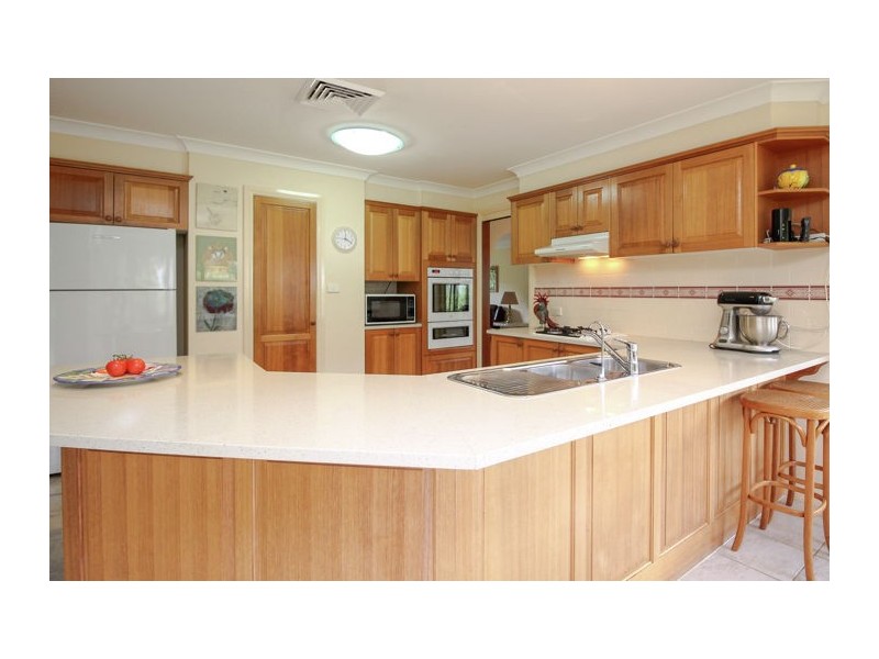 11 Radford Place, Castle Hill NSW 2154