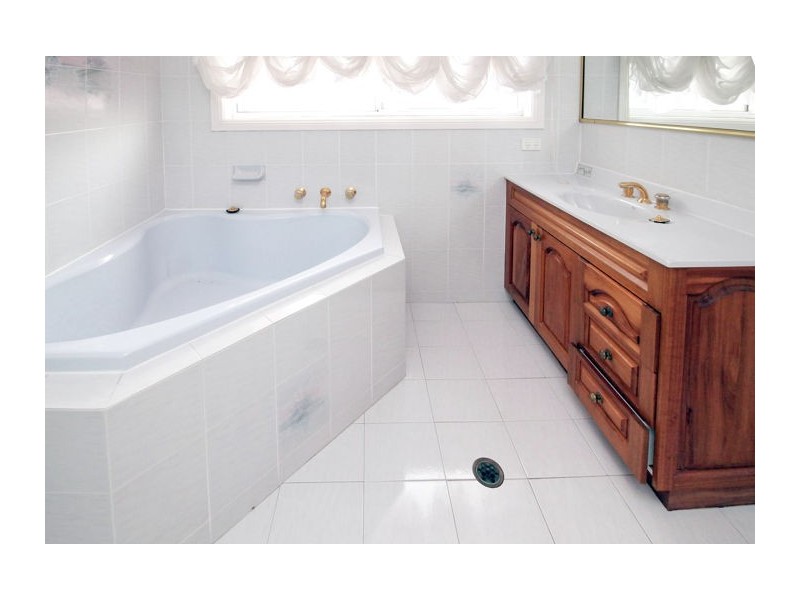 45 Gooraway Drive, Castle Hill NSW 2154