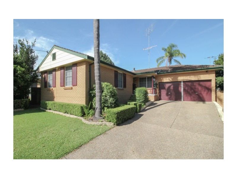 3 Rhodes Place, Kellyville NSW 2155