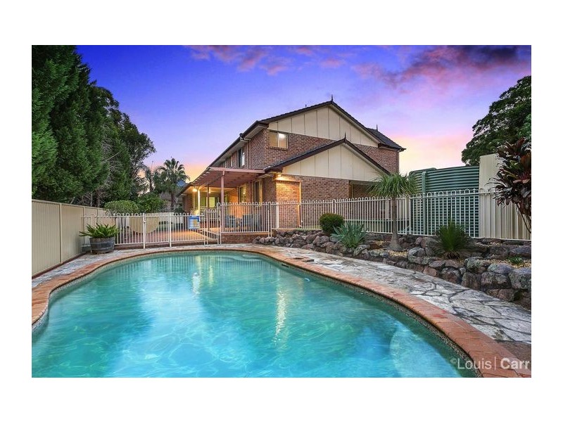 11 Wychwood Place, Castle Hill NSW 2154