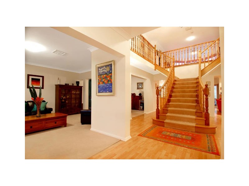 13 Pine Crescent, Bella Vista NSW 2153