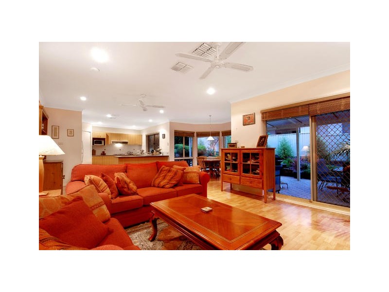 13 Pine Crescent, Bella Vista NSW 2153