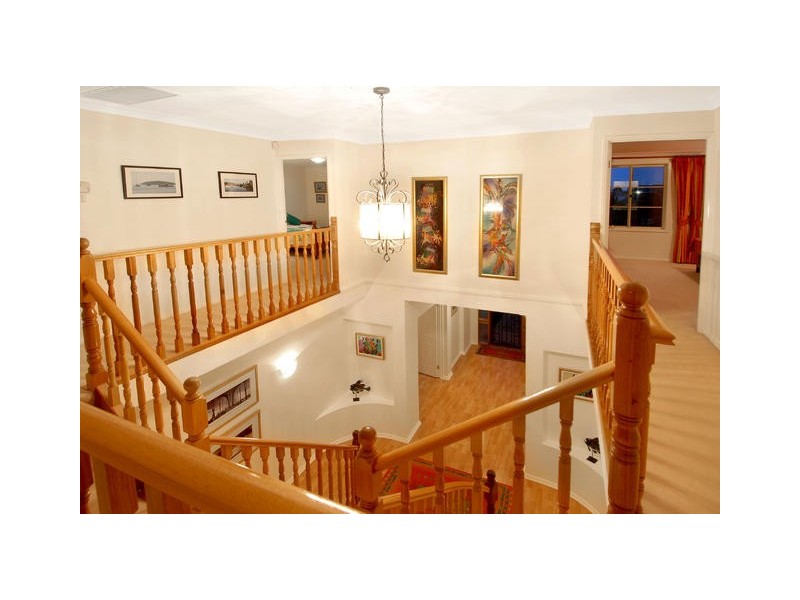 13 Pine Crescent, Bella Vista NSW 2153