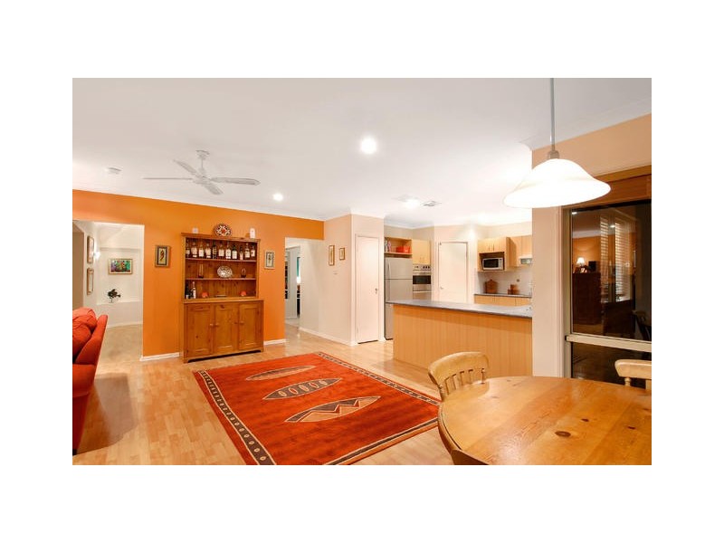 13 Pine Crescent, Bella Vista NSW 2153