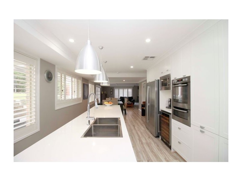 13 Battlement Crescent, Castle Hill NSW 2154
