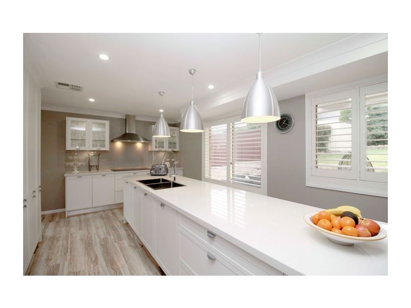 13 Battlement Crescent, Castle Hill NSW 2154