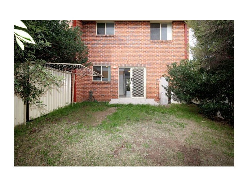 4/38 Hillcrest Road, Quakers Hill NSW 2763